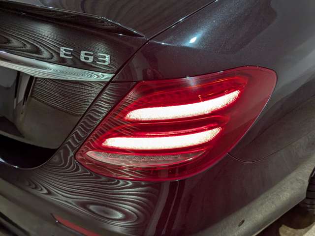 ＡＭＧ Ｅクラス Ｅ６３ ４マチックプラス ４ＷＤ H30年 () 99