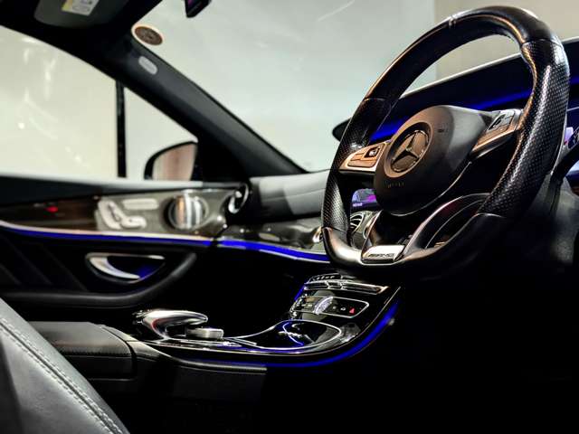 ＡＭＧ Ｅクラス Ｅ６３ ４マチックプラス ４ＷＤ H30年 () 99