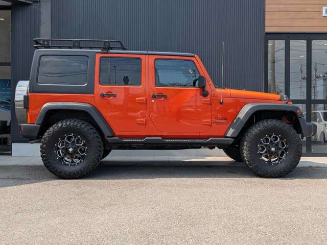 ジープ ラングラー　アンリミテッド アンリミテッド サンセット オレンジ ４ＷＤ H27年 (四国) 99
