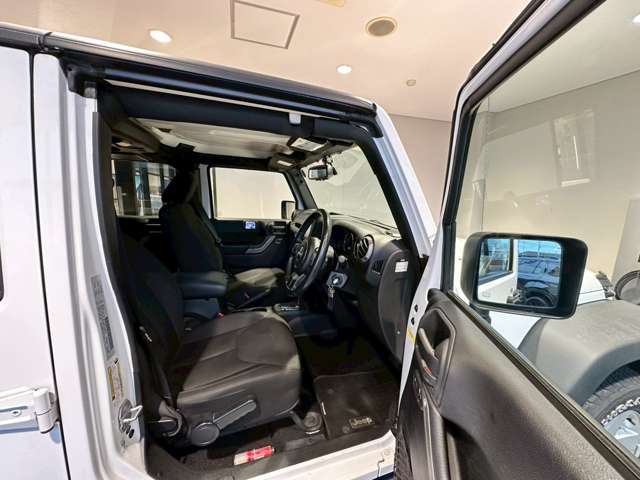 ジープ ラングラー　アンリミテッド アンリミテッド スポーツ ４ＷＤ H27年 (四国) 99