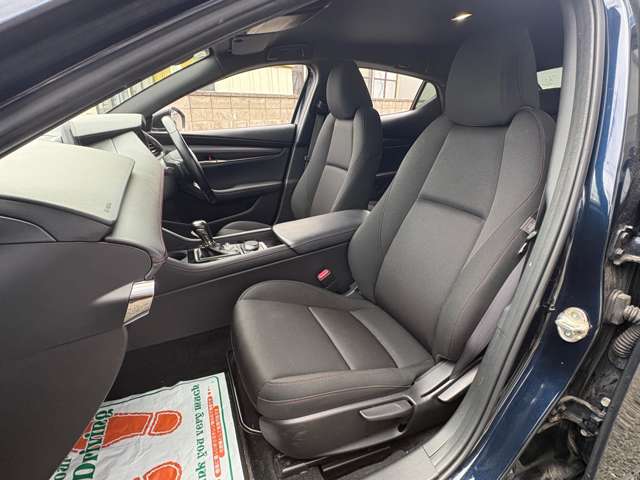 マツダ ＭＡＺＤＡ３　ファストバック １．５ １５Ｓ ブラックトーンエディション ４ＷＤ R3年 () 99
