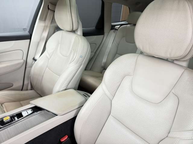 ボルボ ＸＣ６０ Ｔ８ ツインエンジン ＡＷＤ インスクリプション ４ＷＤ H29年 (関東) 99