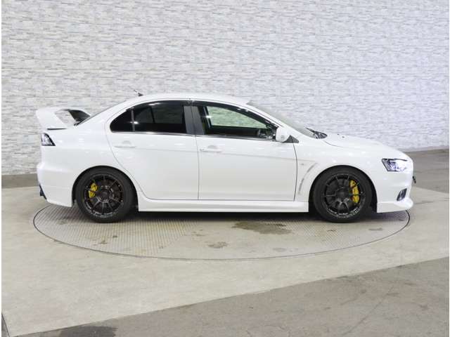 三菱 ランサー ２．０ ＧＳＲ Ｘ ４ＷＤ H22年 () 99