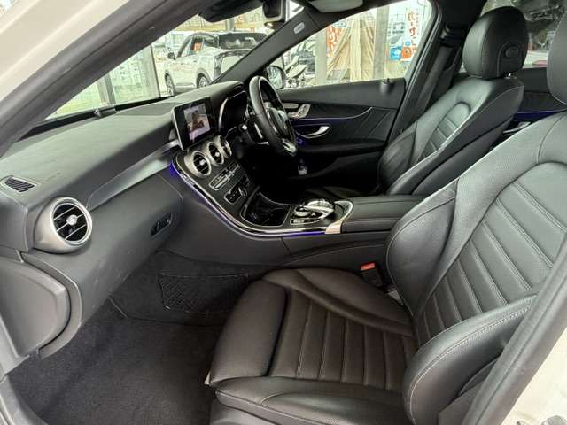 メルセデスベンツ Ｃクラス Ｃ２２０Ｄ ローレウス エディション スポーツプラスパッケージ ディーゼルターボ R3年 (九州・沖縄) 99