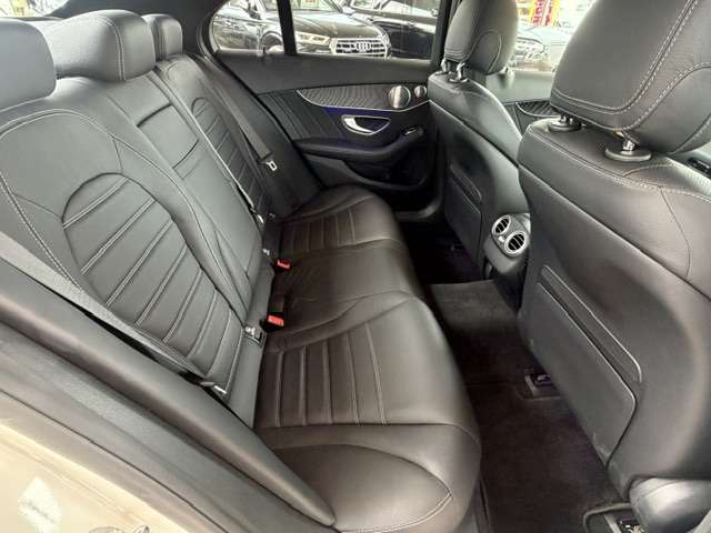 メルセデスベンツ Ｃクラス Ｃ２２０Ｄ ローレウス エディション スポーツプラスパッケージ ディーゼルターボ R3年 (九州・沖縄) 99