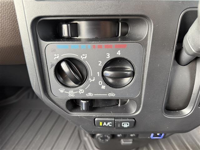 トヨタ ルーミー １．０ Ｘ R2年 (九州・沖縄) 99