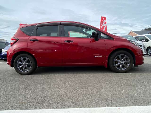 日産 ノート １．２ Ｅ－ＰＯＷＥＲ Ｘ ブラックアロー H30年 (九州・沖縄) 99