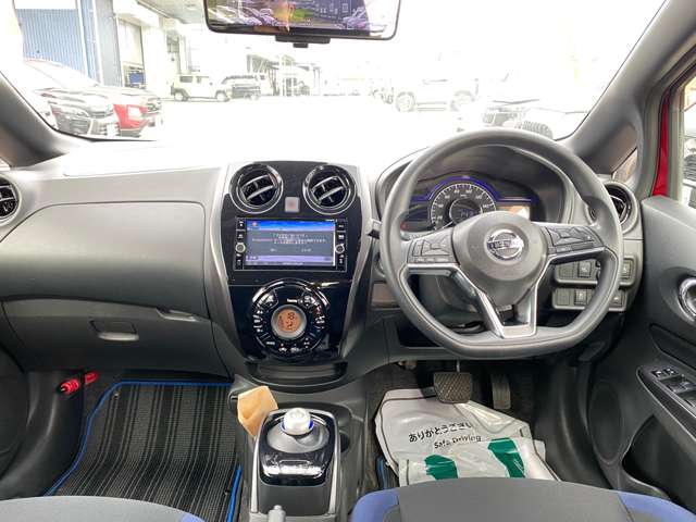 日産 ノート １．２ Ｅ－ＰＯＷＥＲ Ｘ ブラックアロー H30年 (九州・沖縄) 99