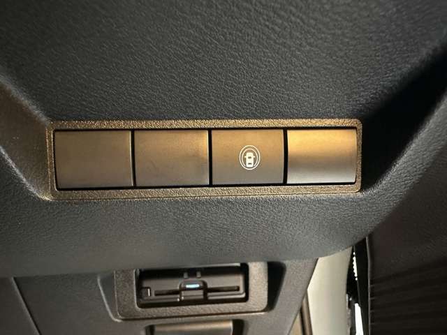 日産 ノート １．２ Ｘ R4年 () 99
