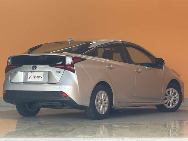 トヨタ プリウス １．８ Ｓ R3年 () 99