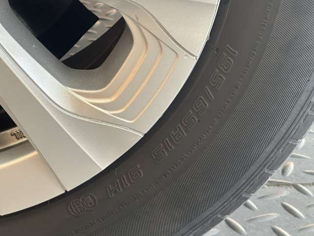 トヨタ プリウス １．８ Ｓ R3年 () 99