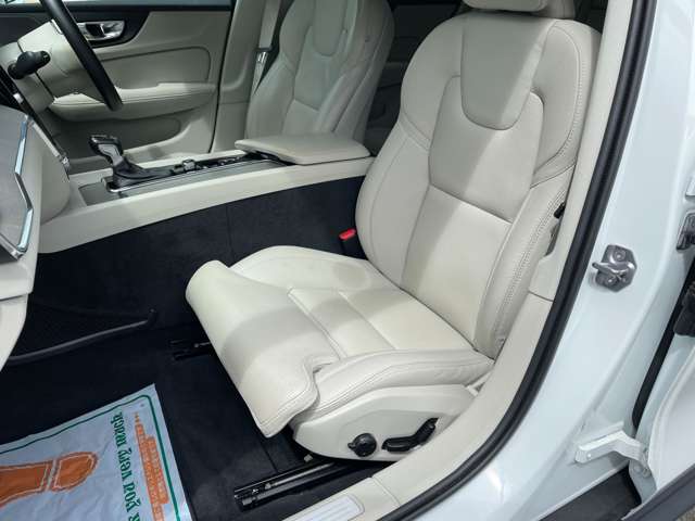 ボルボ Ｖ６０クロスカントリー Ｔ５ ＡＷＤ プロ ４ＷＤ R2年 (甲信越・北陸) 99