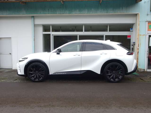 トヨタ クラウン　スポーツ　ハイブリッド ２．５ Ｚ Ｅ－ＦＯＵＲ ４ＷＤ R7年 (東海) 99