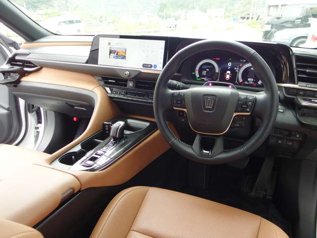 トヨタ クラウン　スポーツ　ハイブリッド ２．５ Ｚ Ｅ－ＦＯＵＲ ４ＷＤ R7年 (東海) 99