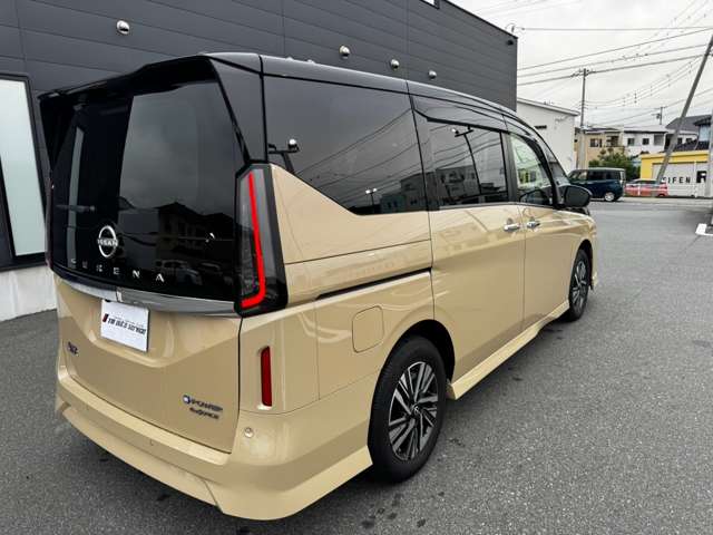 日産 セレナ １．４ Ｅ－４ＯＲＣＥ ハイウェイスターＶ ４ＷＤ R6年 (東海) 99