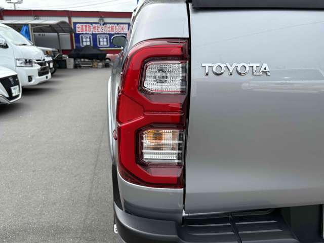 トヨタ ハイラックス ２．４ Ｚ ディーゼルターボ ４ＷＤ R3年 (東海) 99