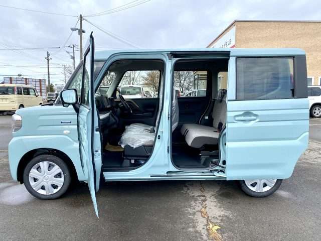 スズキ スペーシア ６６０ ハイブリッド Ｇ ４ＷＤ R7年 (北海道) 99