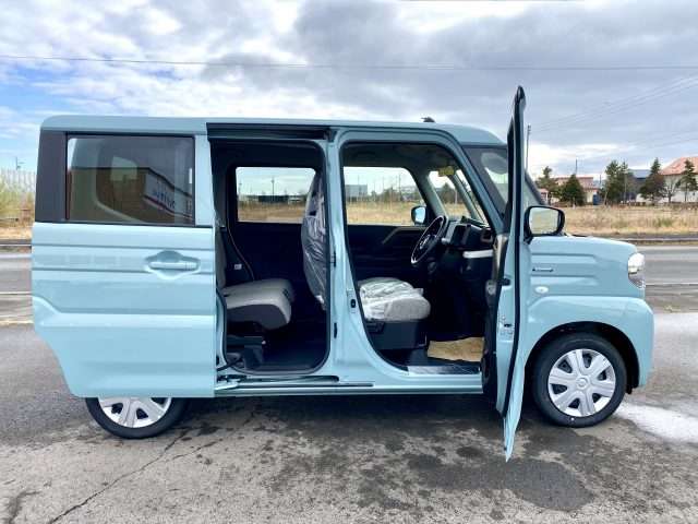 スズキ スペーシア ６６０ ハイブリッド Ｇ ４ＷＤ R7年 (北海道) 99