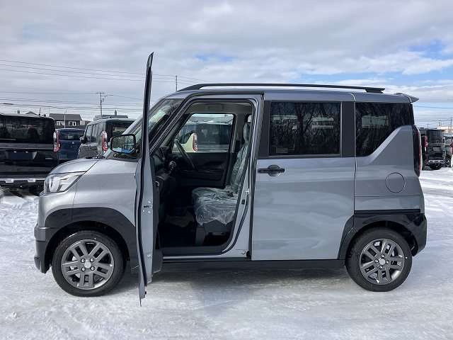三菱 デリカ　ミニ ６６０ Ｇ プレミアム リミテッド エディション ４ＷＤ R7年 (北海道) 99