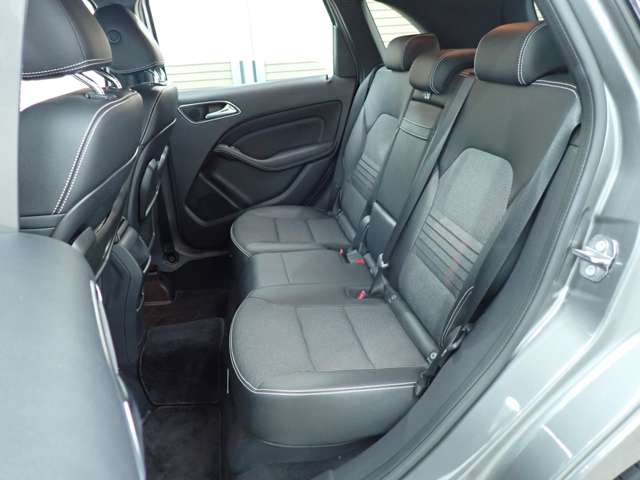 メルセデスベンツ Ｂクラス Ｂ１８０ H30年 (九州・沖縄) 99