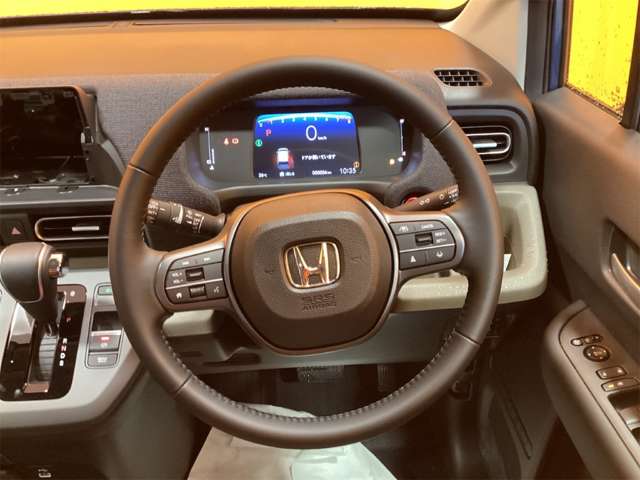 ホンダ フリード １．５ エアー ＥＸ R8年 (近畿) 99