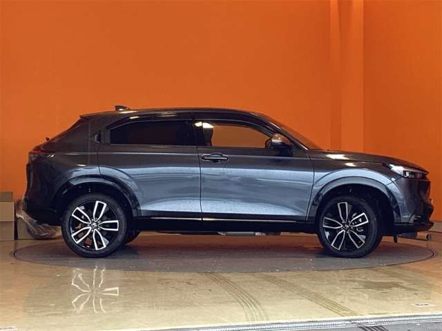 ホンダ ヴェゼル １．５ Ｅ：ＨＥＶ Ｚ R3年 (近畿) 99