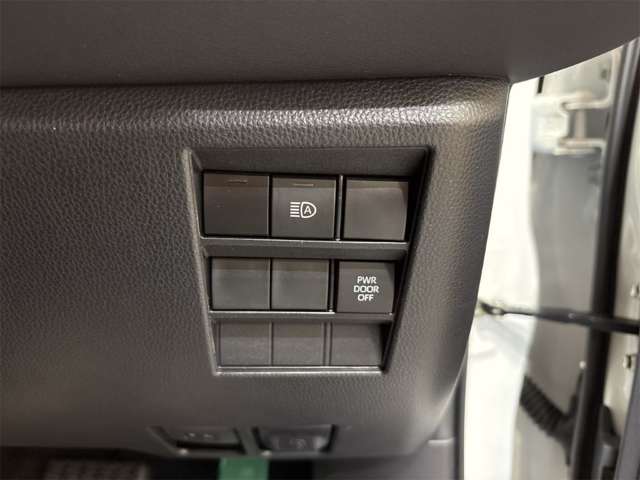 トヨタ ヴォクシー ２．０ Ｓ－Ｚ R6年 () 99