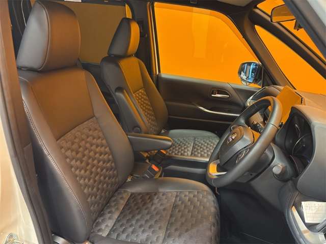 トヨタ ヴォクシー ２．０ Ｓ－Ｚ R6年 () 99