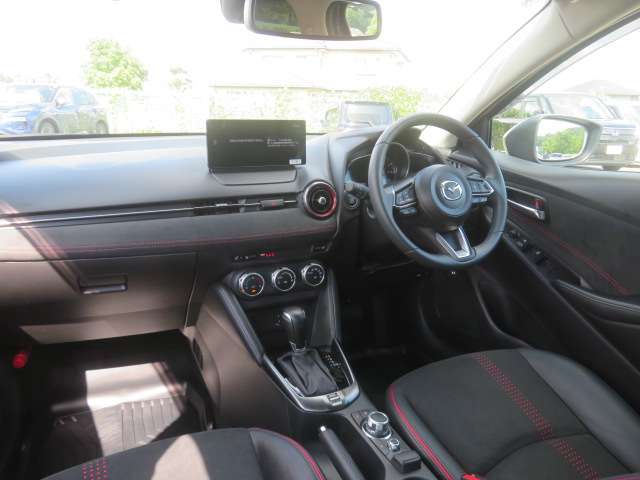 マツダ ＭＡＺＤＡ２ １．５ １５スポルトプラス R7年 () 99