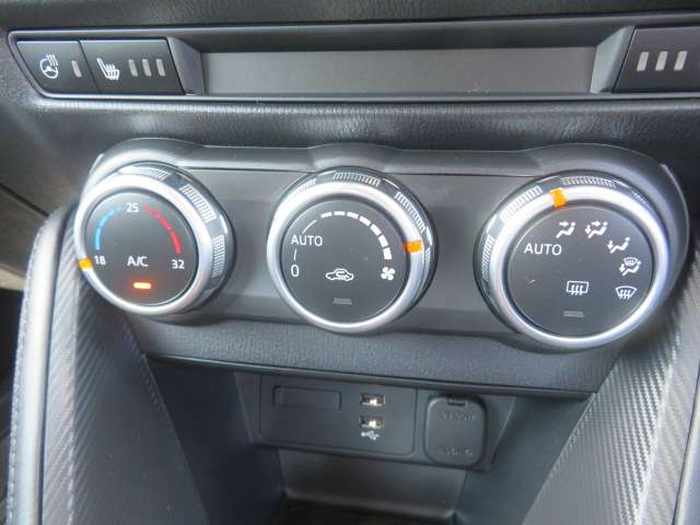 マツダ ＭＡＺＤＡ２ １．５ １５スポルトプラス R7年 () 99