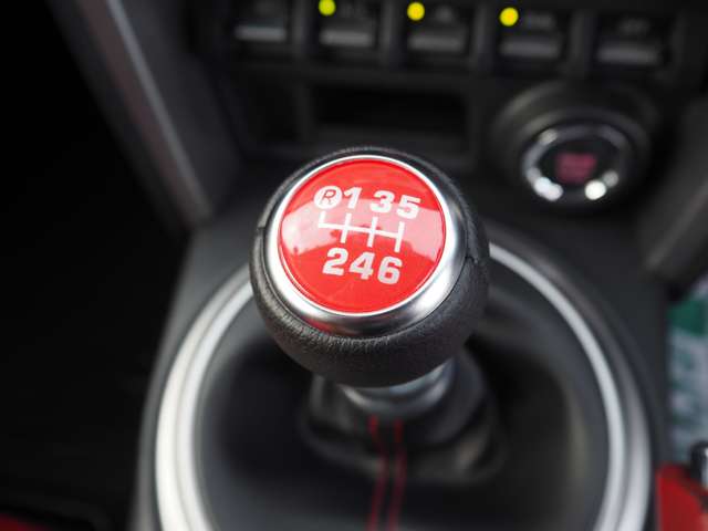 トヨタ ８６ ２．０ ＧＴ リミテッド H27年 () 99