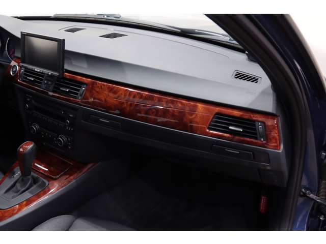 ＢＭＷアルピナ Ｄ３ リムジン ビターボ H22年 () 99