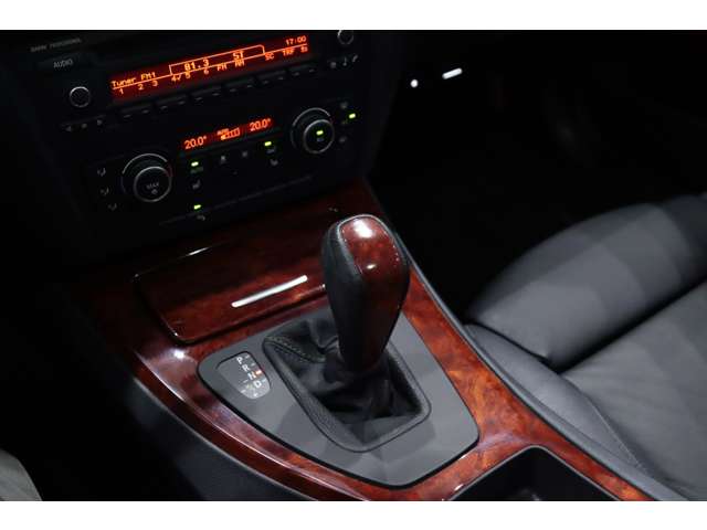 ＢＭＷアルピナ Ｄ３ リムジン ビターボ H22年 () 99