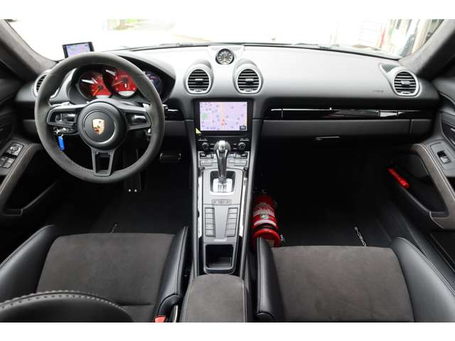 ポルシェ ７１８ケイマン ＧＴ４ ＰＤＫ R3年 (関東) 99
