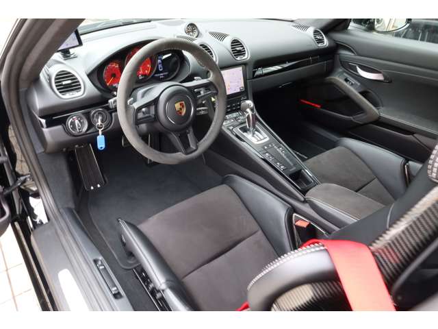 ポルシェ ７１８ケイマン ＧＴ４ ＰＤＫ R3年 (関東) 99
