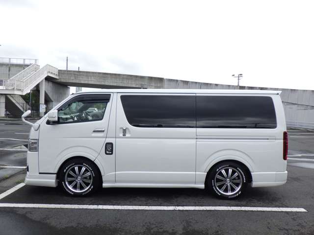 トヨタ ハイエースバン ２．０ スーパーＧＬ ダークプライムＩＩ ロングボディ R7年 (関東) 99