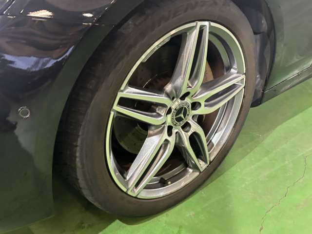 メルセデスベンツ Ｅクラスワゴン Ｅ２００ アバンギャルド （ＢＳＧ搭載モデル） ＡＭＧライン R1年 (関東) 99