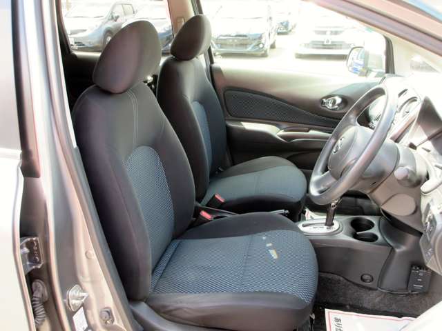 日産 ノート １．２ Ｘ ＤＩＧ－Ｓ H24年 (関東) 99