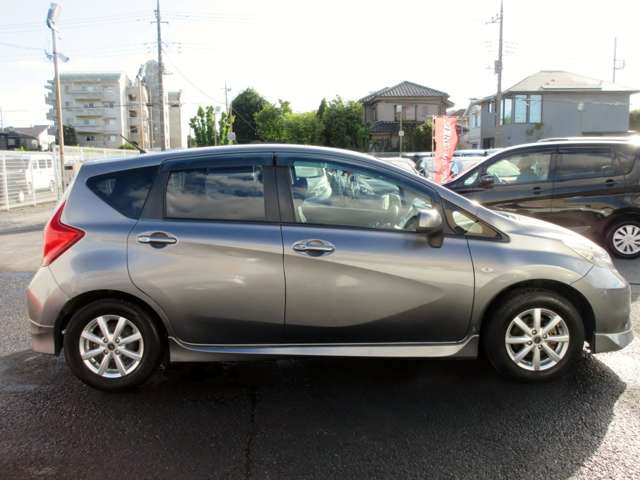 日産 ノート １．２ Ｘ ＤＩＧ－Ｓ H24年 (関東) 99