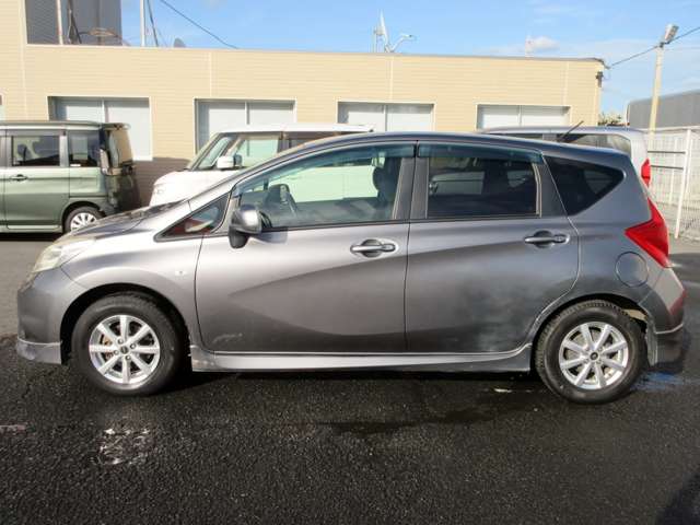 日産 ノート １．２ Ｘ ＤＩＧ－Ｓ H24年 (関東) 99