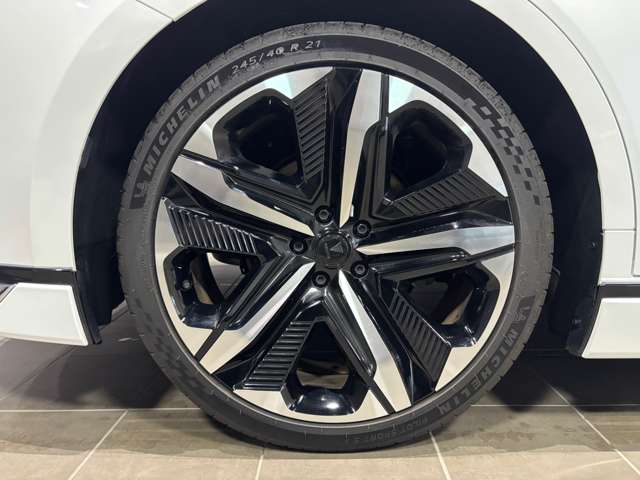 トヨタ クラウン ２．５ Ｚ ハイブリッド車 R7年 (関東) 99