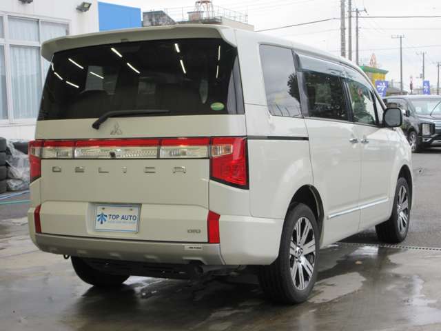 三菱 デリカ　Ｄ：５ ２．２ Ｐ ディーゼルターボ ４ＷＤ R2年 () 99