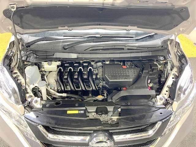 日産 セレナ ２．０ Ｘ Ｖセレクション H29年 () 99