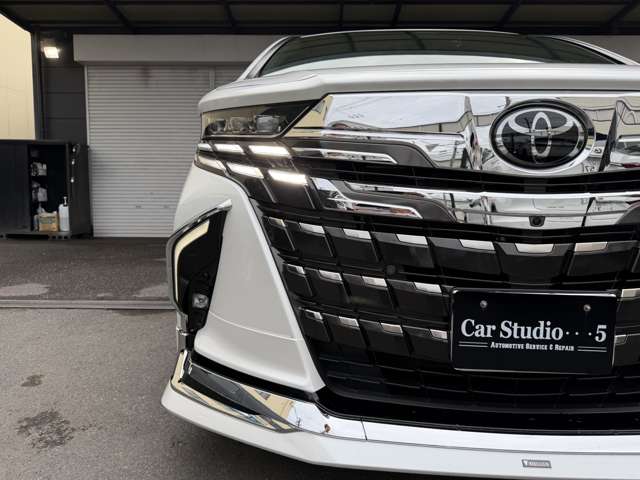 トヨタ アルファード　ハイブリッド ハイブリッド ２．５ Ｚ R7年 (近畿) 99