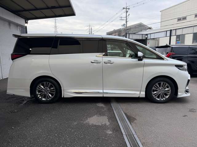 トヨタ アルファード　ハイブリッド ハイブリッド ２．５ Ｚ R7年 (近畿) 99