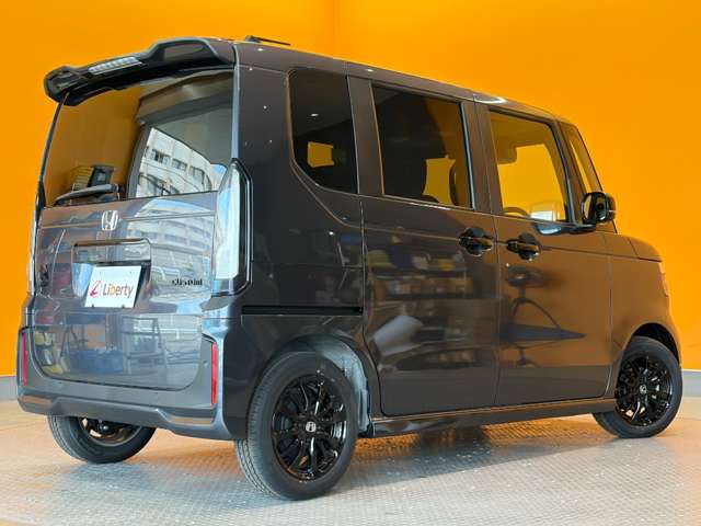 ホンダ Ｎ　ＢＯＸ カスタム ６６０ ブラック スタイル R8年 (近畿) 99