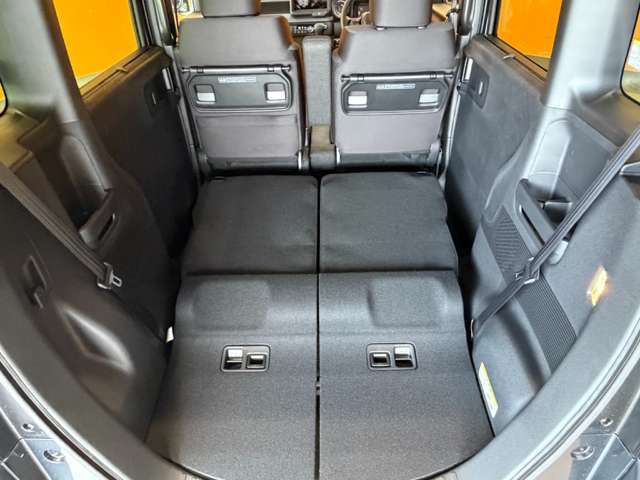 ホンダ Ｎ　ＢＯＸ カスタム ６６０ ブラック スタイル R8年 (近畿) 99