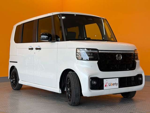 ホンダ Ｎ　ＢＯＸ カスタム ６６０ ブラック スタイル R8年 (近畿) 99