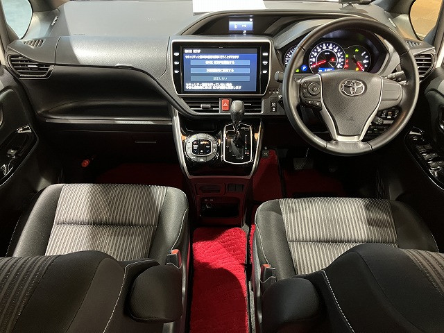 トヨタ ヴォクシー ２．０ ＺＳ 煌ＩＩ R2年 () 99