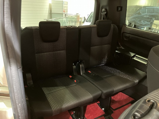 トヨタ ヴォクシー ２．０ ＺＳ 煌ＩＩ R2年 () 99